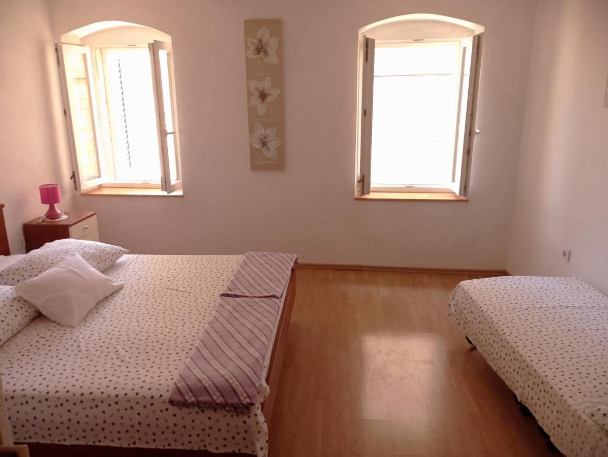 Ana Apartments Віс Екстер'єр фото